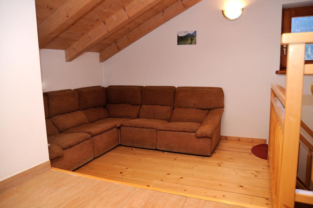 Roe Apartment Panchia Ruang foto