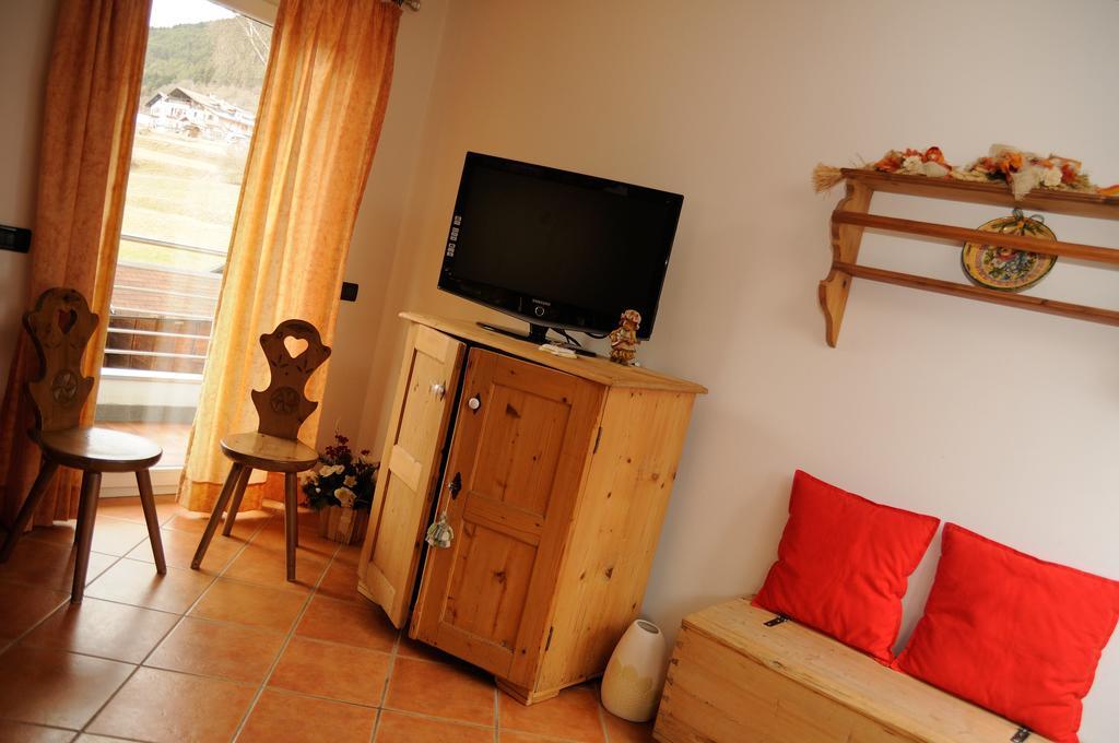 Roe Apartment Panchia Bagian luar foto