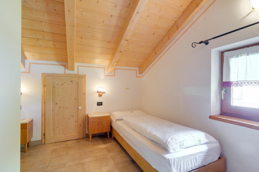 Roe Apartment Panchia Bagian luar foto